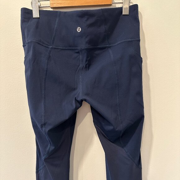 Lululemon Cropped Training Leggings Size 8 Navy - Picture 1 of 3